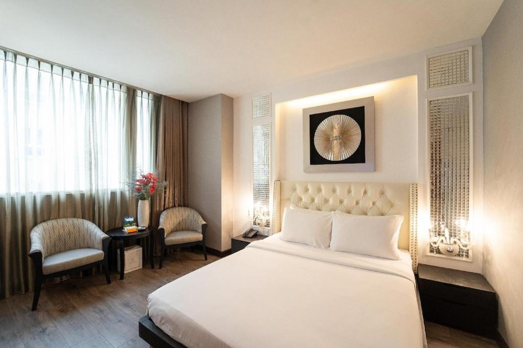 הו צ'י מין סיטי The White Hotel 8A Thai Van Lung מראה חיצוני תמונה
