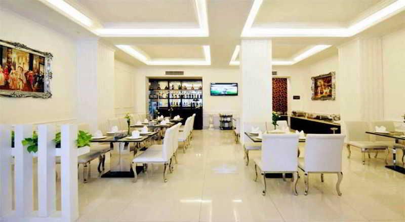 הו צ'י מין סיטי The White Hotel 8A Thai Van Lung מראה חיצוני תמונה